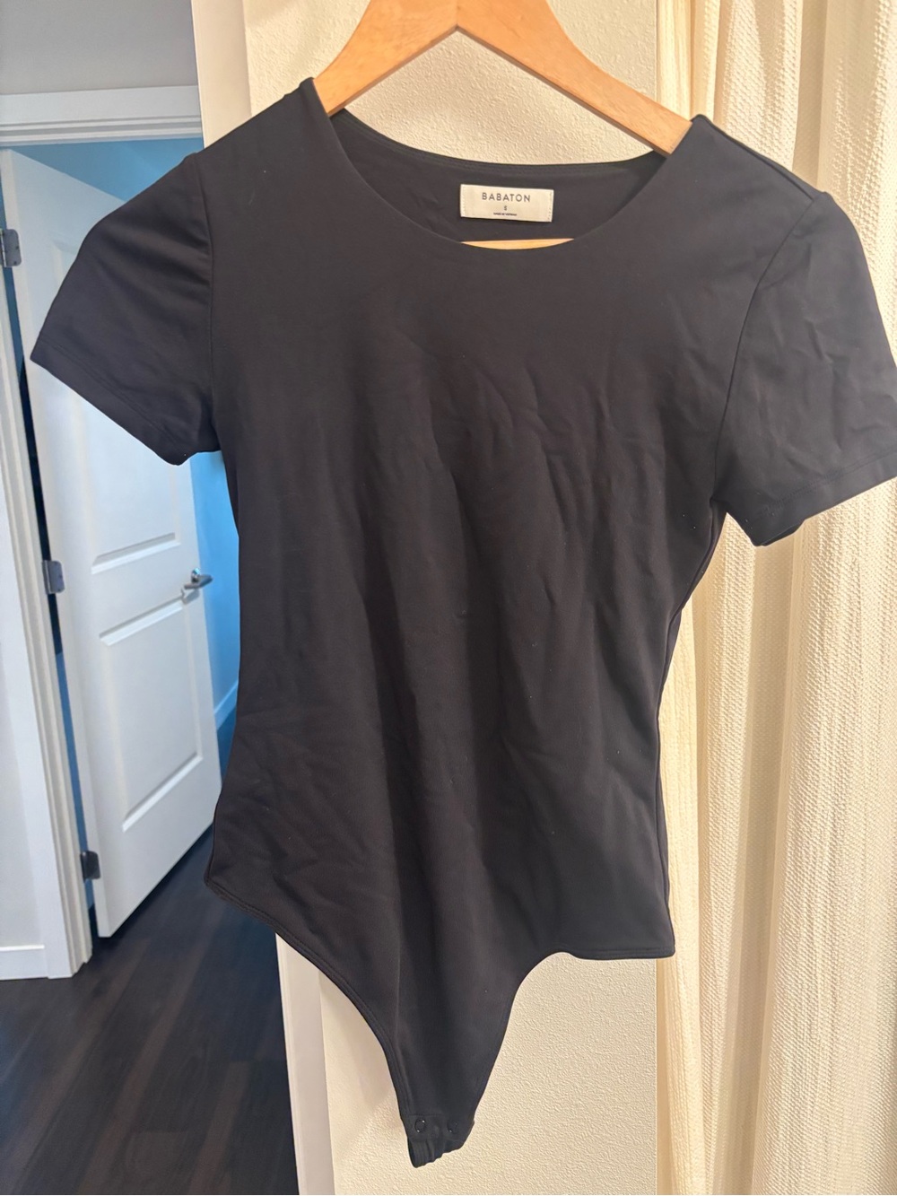 Babaton Black Short-Sleeve Crew Neck Bodysuit